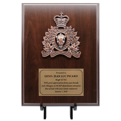 Crested Simulated Cherry Plaque